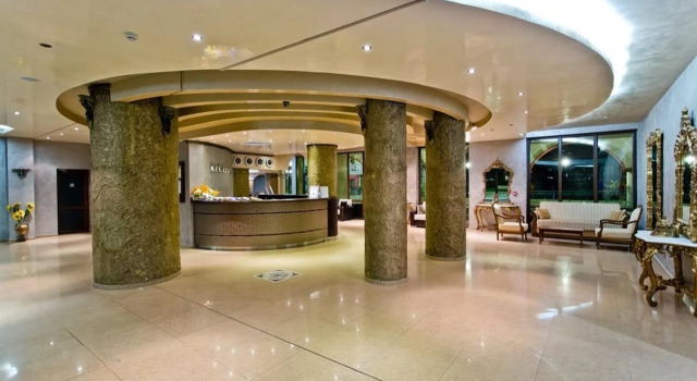 St George Palace, Prenota Hotel Hotel a Blagoevgrad con parcheggio, Parcheggio