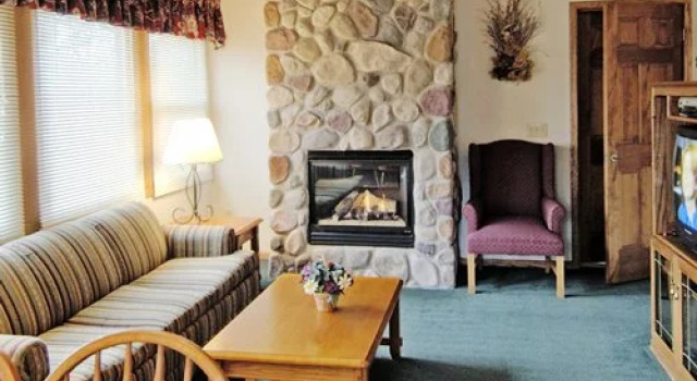 Eagle's Nest at Breezy Point Resort, Breezy Point, Buchen Sie Hotel Breezy Point Minnesota