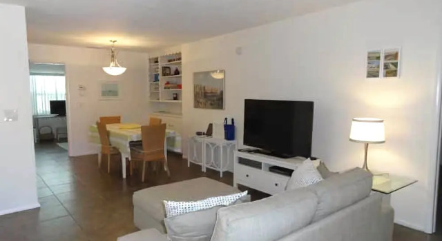 Bman Beach Cottage