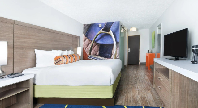 Номер Standard Hotel Indigo Cleveland Beachwood by IHG