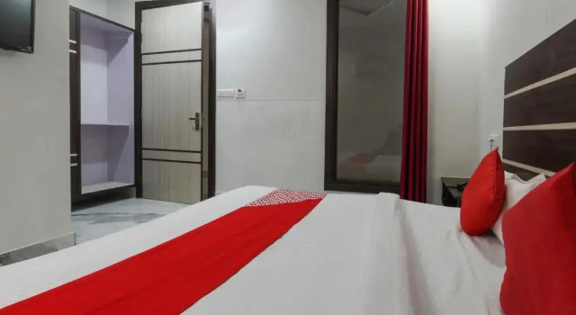 Hotel Hira Ganga by OYO Rooms