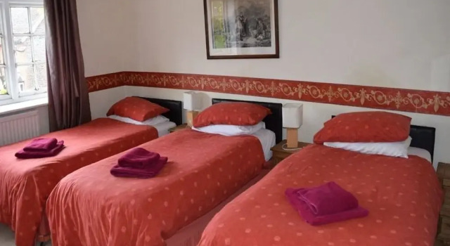 The Cranley Hotel, Забронировать Отель Кранли Суррей