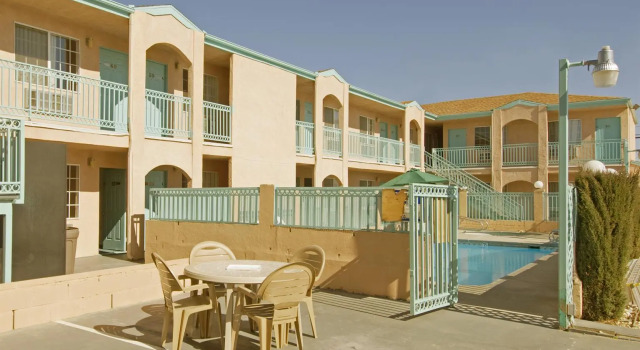 Номер Standard Aerospace Inn