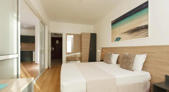 Студия Deluxe Silver Beach Apart Complex