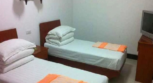 Guanghua Inn, Buchen Sie Hotel Weinan Shaanxi