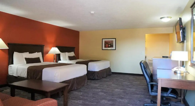Четырёхместный номер Deluxe McMinnville Inn