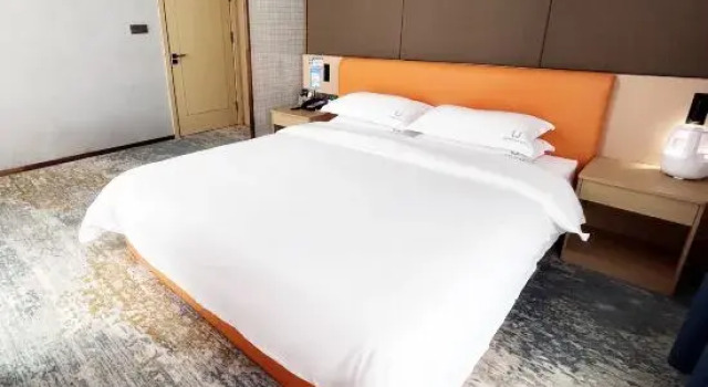 Люкс Deluxe Global Yatu International Hotel Kashgar