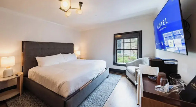 Номер Deluxe Hotel State College