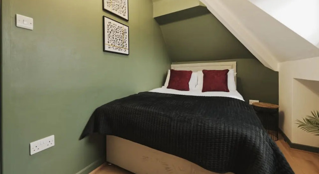 Garmoyle Road Flat 3, Забронировать Отель Отели Англии 3 звезды, 3*