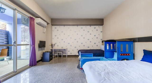 Camera familiare Standard con balcone Tung Flowers B&B