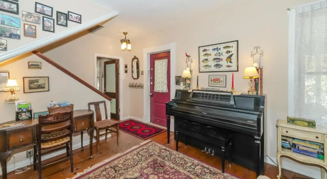 Historic home in downtown, Built in 1911, Забронировать Отель Сарасота Sarasota Area, рядом с Sarasota Quay Shopping Center