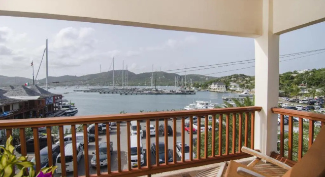 Номер Standard Antigua Superyacht Marina & Resort