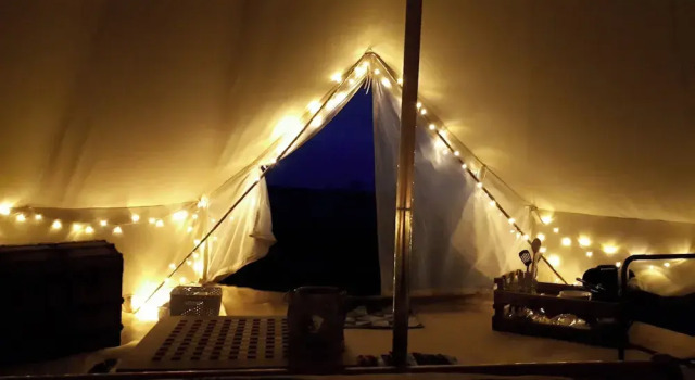 Chestnut 6m xl Bell Tent, log Burner, nr Whitby