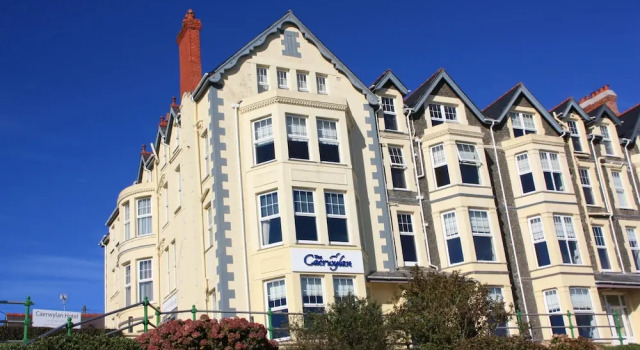Caerwylan Hotel, Book Hotel Criccieth Lleyn Peninsula
