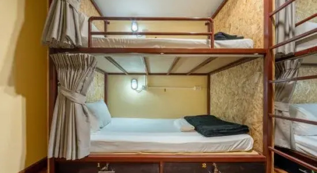 Кровать в общем номере (женский номер) WUA LAI Boutique Hotel Chiang Mai