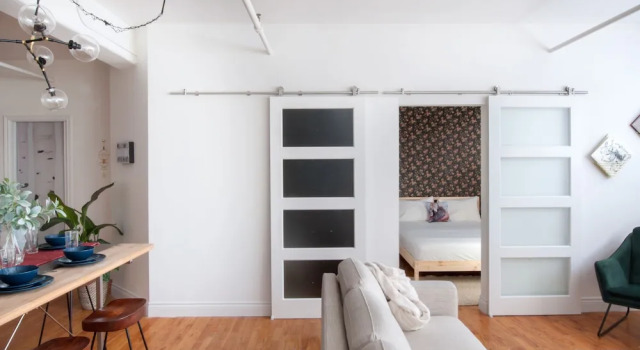 Lovely Apartment in Mile-End by Namastay, Rezervați Apartament Montréal Quebec, aproape de Outremont