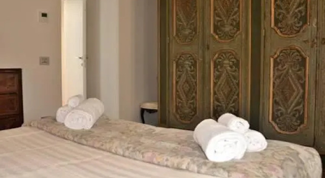 Palazzo Lebrecht, Забронировать Апартаменты/квартира исторический центр Верона, рядом с Римский амфитеатр
