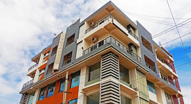Savanur Plaza, Prenota Hotel Davanagere Karnataka