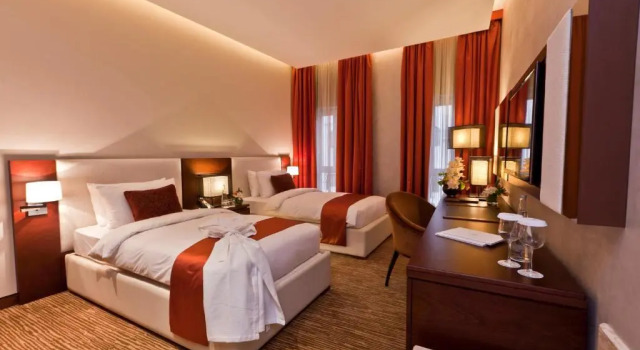 Classic Twin room Zubarah Hotel