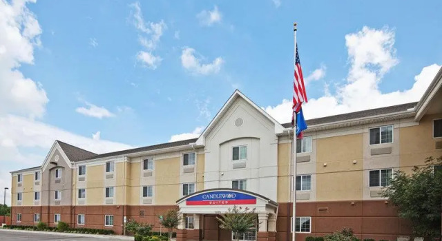 Кровать в общем номере Candlewood Suites Owasso by IHG