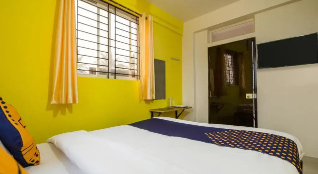 Vrindavan Dham Dodia Dharamshala by OYO Rooms