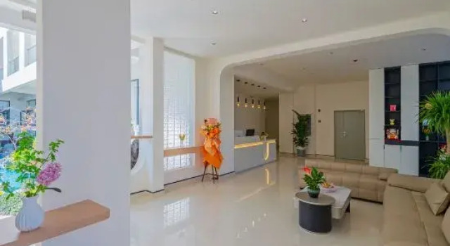 Yunyao Residence · ART GDN Sky Garden | Snow-Capped Mountain View Audiovisual Homestay, Забронировать Отель Отели Лицзян с парковкой, рядом с Улица Сквер-стрит Древнего города Даянь, Парковка