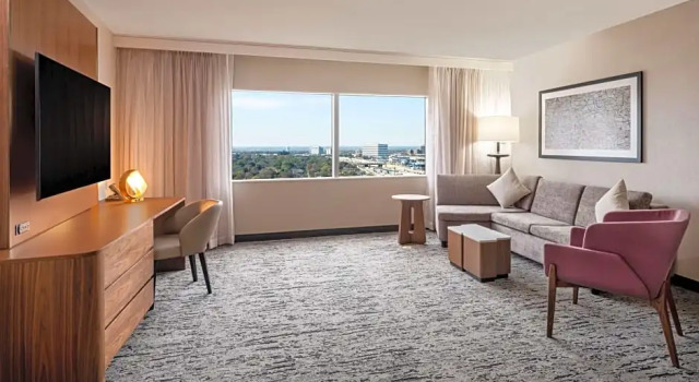 Двухместный люкс Peloton c 1 комнатой Hilton Dallas Lincoln Centre by the Galleria