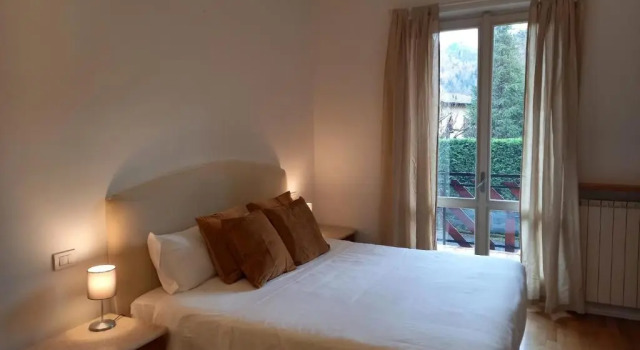 Presolana Home, Забронировать Отель Отели в центре Кастьоне-делла-Презолана, в центре