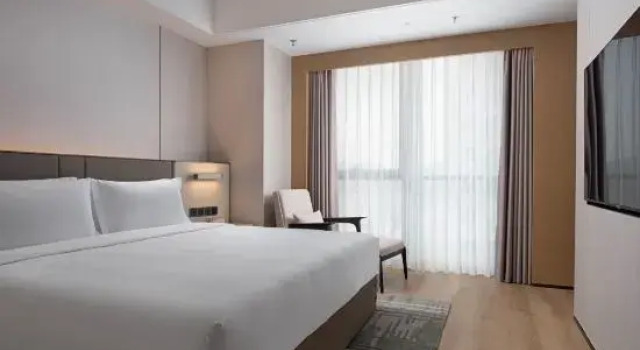 Люкс Superior New World Jinzhou Hotel
