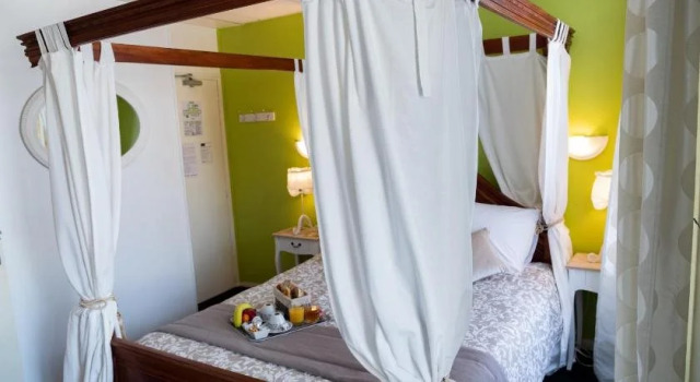 Hotel Henri IV, Reservar Hotel Sully-sur-Loire Loiret