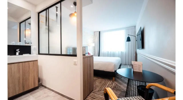 Двухместный номер Executive The Originals Boutique, Hôtel Maison Montmartre Paris Les Puces