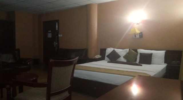 Crocodile Hotel & Restaurants Ltd