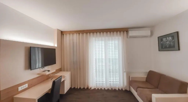 Hiša Aleš, Prenota Hotel Kranj 