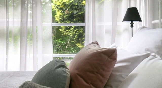 Morton Brae Luxury Cottage Sassafras, Rezerwuj Dom wakacyjny Hotele w Dandenong Ranges z parkingiem, Parking