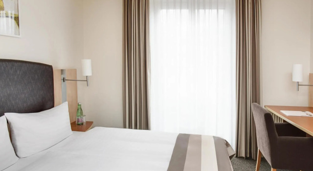 Двухместный номер Standard IntercityHotel Wien