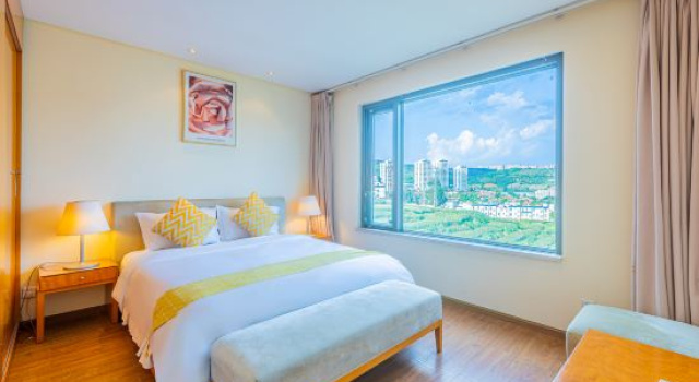 Двухместный люкс с 2 комнатами с видом на озеро Tasha Vacation Apartment