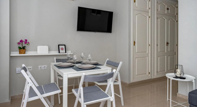 Coastal Charm/ Cozy Studio In Benalmadena
