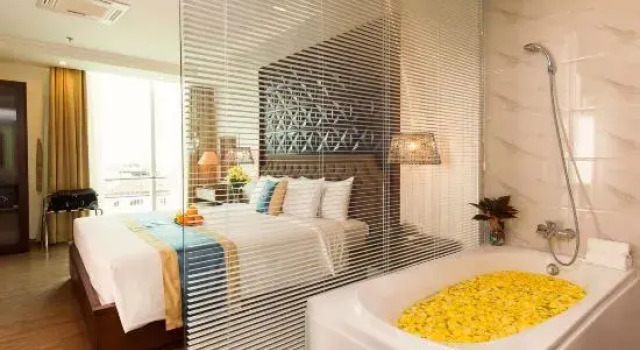 Люкс Premium Ninh Kieu Riverside Hotel