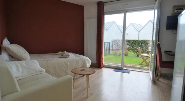 Jardin - a 50m de la Plage - Wifi - Parking, Book Lejlighed Courseulles-sur-Mer D-day Beaches