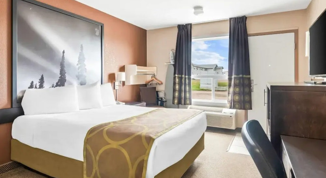 Номер Standard Super 8 by Wyndham Meadow Lake