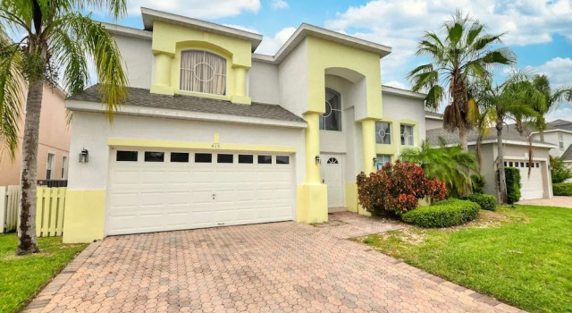 Ian's Serene Golf View Abode at Highlands Reserve, Book Feriehus Hoteller i Four Corners med pool, Swimmingpool