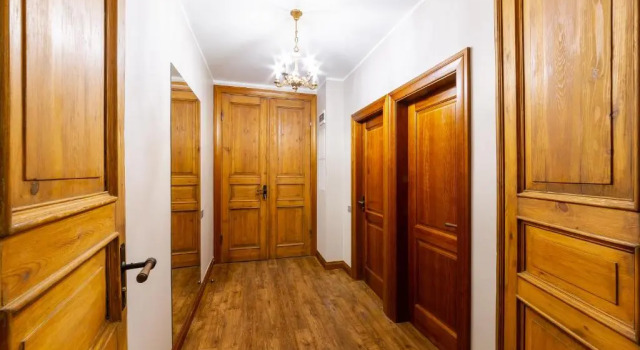 Апартаменты Gourmet Storie's AP 68sqm Renovated Free parking