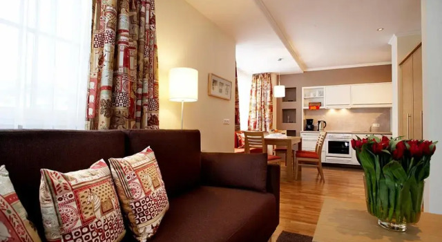 Aparthotel Sonnblick, Rezerwuj Apartament Hotele w Salzburg z parkingiem, Parking