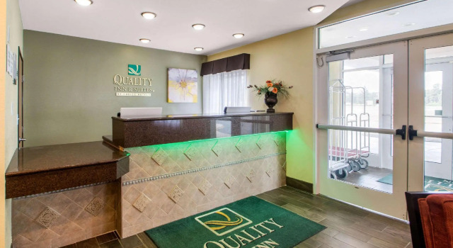 Baymont Inn and Suites Wisconsin Dells, Boek Hotel Wisconsin Dells The Dells