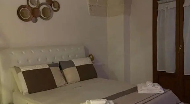 Suite il Vicoletto, Book Hotel Crispiano Murgia