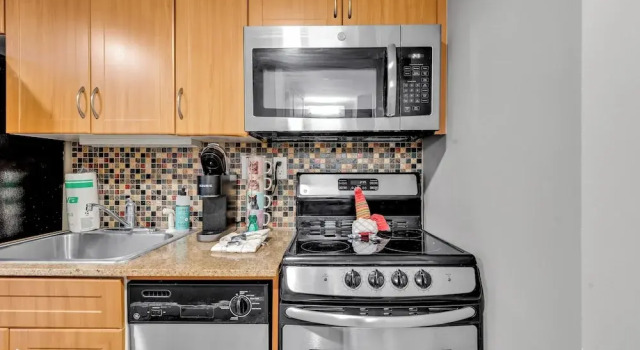 Номер Deluxe Condos at Sandy Beach by Beach Trips