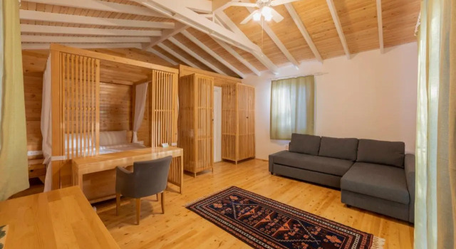 Apa Mountain Lodge