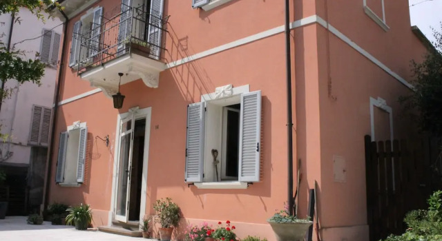 Double Room Rimini, Забронировать Дом для отпуска Римини Побережье Римини