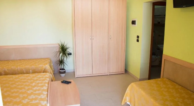 Marini Hotel, Book Hotel Lido Marini Salento