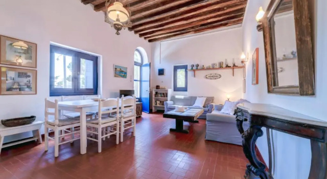 Peggy's Place, Traditional Cycladic House in Drios